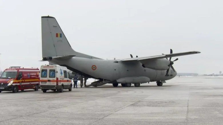 Explozia de la Petromidia. Cei doi bărbați cu arsuri grave au fost transferați în Germania cu o aeronavă C-27J Spartan a Forţelor Aeriene Române