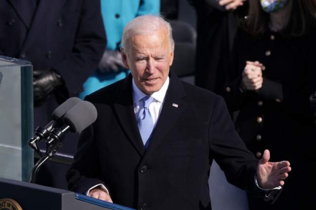 Joe Biden a fost învestit în funcția de președinte al SUA: Voi apăra Constituția, democrația și America și voi face totul în serviciul public, nu pentru binele personal