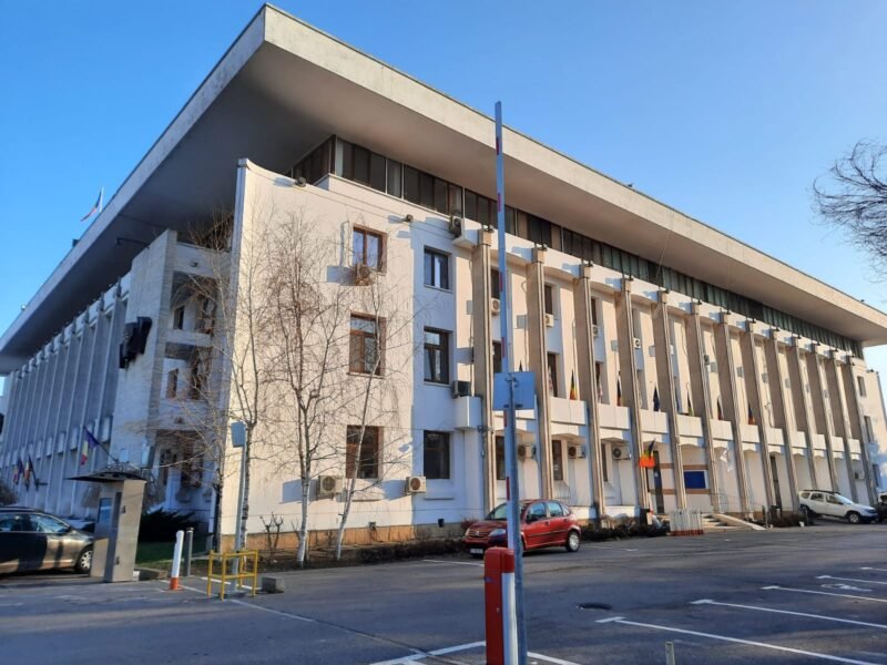 Bugetul municipiului Constanța pentru anul 2022: fonduri pentru Boli Infecțioase, parcări supraterane, demolarea stadionului Farul și alte investiții