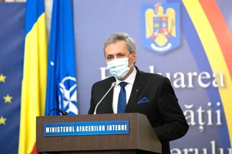 Președintele României despre imaginile cu Marcel Vela, surprins la o terasă din centrul Capitalei: Este foarte important ca persoanele publice să dea exemple pozitive, nu negative