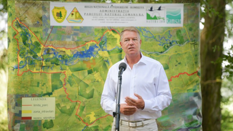 Klaus Iohannis îl critică pe Stelian Ion: SIIJ nu a fost desfiinţată, ministrul Justiţiei nu a găsit calea potrivită