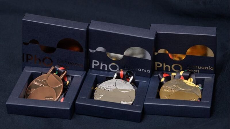România a obținut trei medalii de aur și două de argint la Olimpiada Internaţională de Fizică