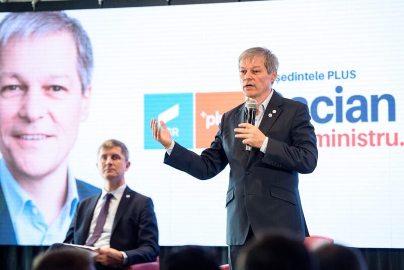 Dacian Cioloş: Miercuri vom avea o primă întâlnire la nivelul preşedinţilor de partide, cu PNL şi cu UDMR