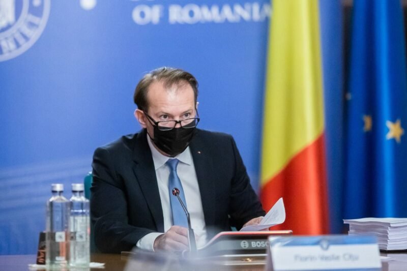 Premierul Florin Cîțu anunță că va sesiza CCR în legătură cu moțiunea de cenzură