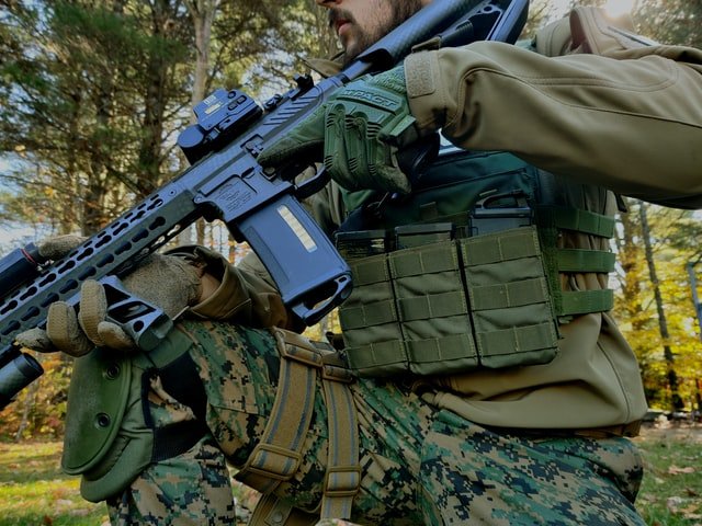România se află printre țările care trimit cei mai mulți mercenari în Ucraina, anunță ministerul rus al Apărării