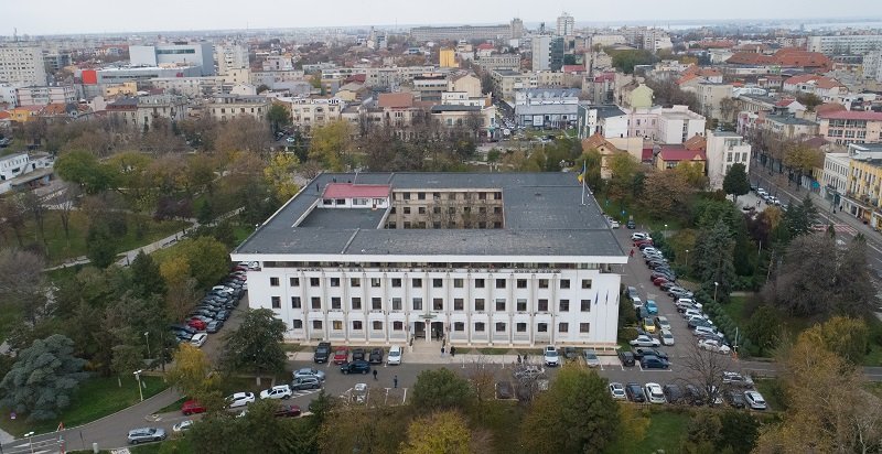 Consiliul Local al Municipiului Constanța, convocat în ședință extraordinară.