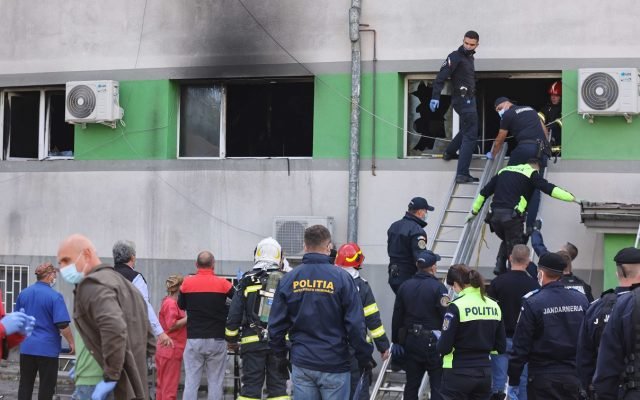 Dietă de politician. Mânca-ți-aș, colivă! 1 an de la incendiu.