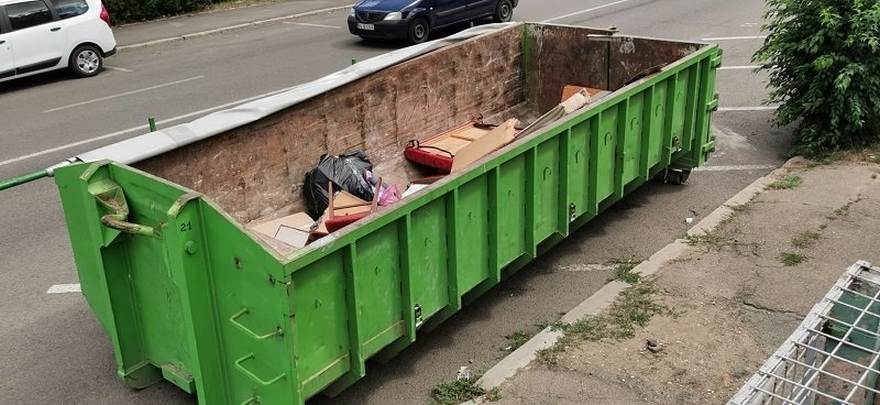 Containerele pentru deșeuri voluminoase au fost amplasate în Palazu Mare și în Tomis Plus