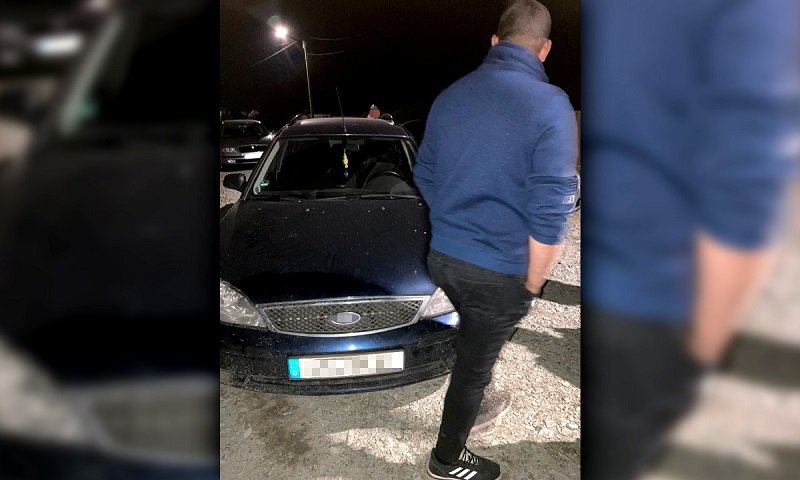Bărbat de 35 de ani depistat în zona localității Ostrov conducând un autoturism având dreptul de a conduce suspendat
