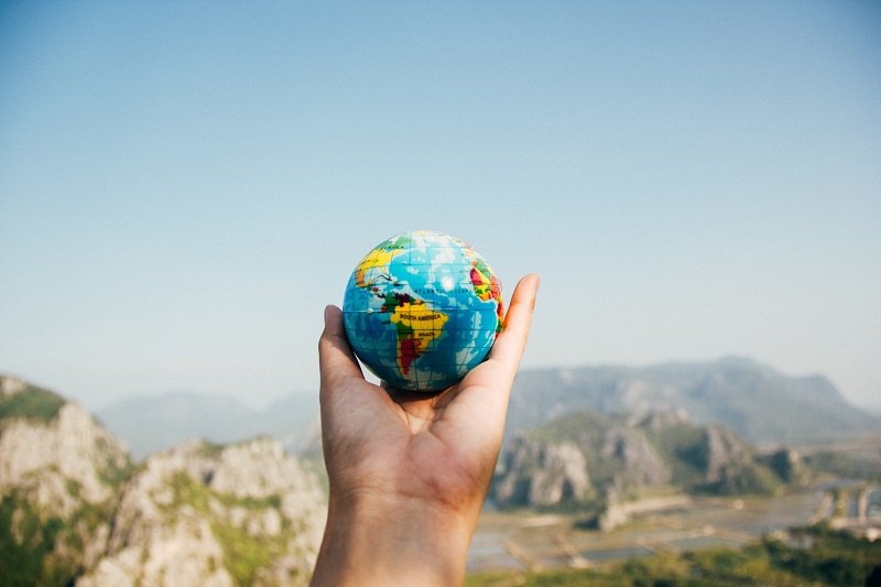 Ziua Pământului 2023: schimbările climatice, în căutările românilor pe Google