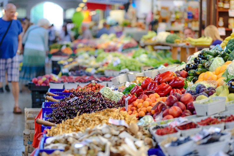 Locavorismul – un prim pas spre o alimentație sănătoasă… România are nevoie de o Mișcare Locavoră pentru echilibrarea “balanței alimentare”. Poate Locavorismul să elimine “apartheidul” alimentar?