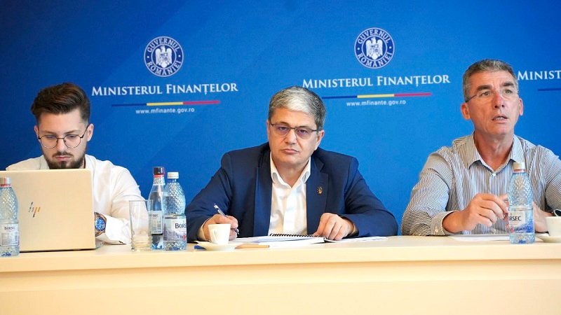 Boloş, după protestele de la diferite instituţii: Bugetul are o anumită limită. Nu putem să ne întindem mai mult decât ne este plapuma