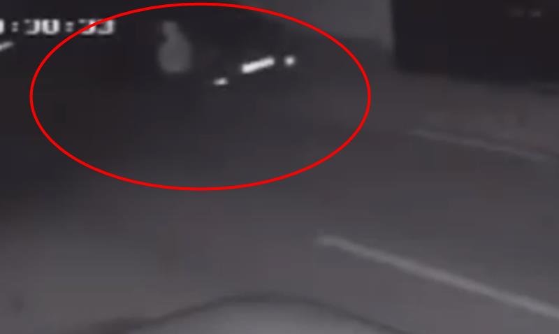 A fost reținut minorul care a tăiat cauciucurile a zeci de mașini parcate într-o zonă a Constanței