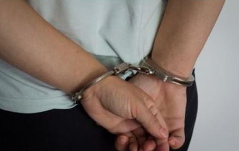 JUDEȚUL CONSTANȚA. Cinci tineri au fost reținuți după ce ar fi furat acumulatori de la mai multe autoturisme