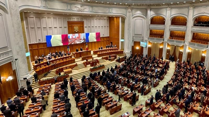 Bugetul pe 2024 a fost adoptat. Ciolacu: “Este un buget pentru români, nu e un buget pentru politicieni”