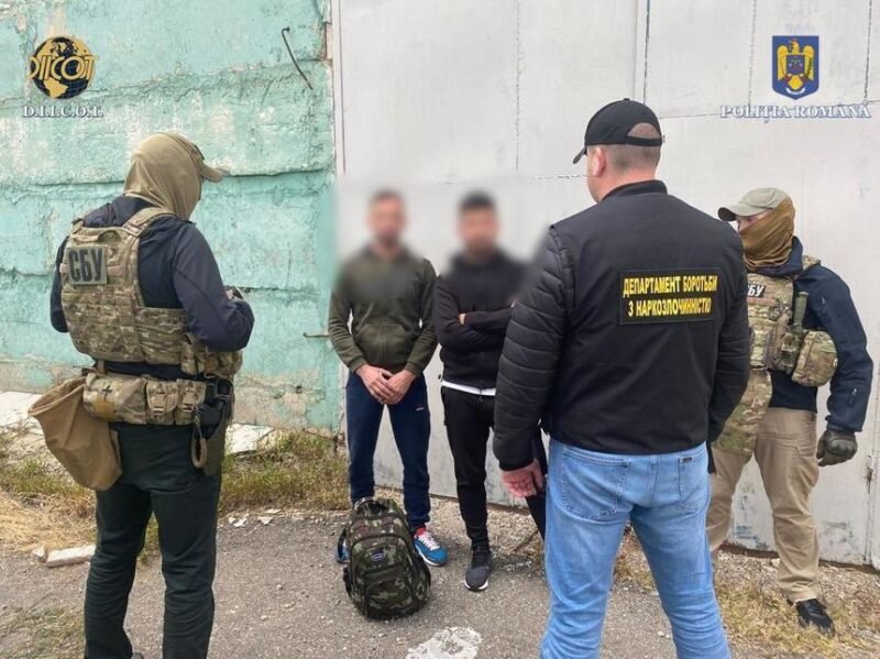 Peste 180 de kilograme de heroină au fost descoperite în Portul Constanţa, ascunse în transporturi de curmale