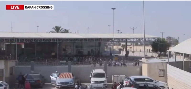 MAE: Punctul de frontieră Rafah a rămas închis vineri. Evacuarea românilor din Fâşia Gaza se va face după redeschiderea acestuia
