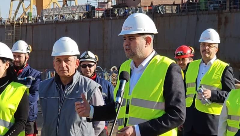 Marcel Ciolacu, în vizită la Șantierul Naval Constanța: „Candidatul la Primăria Constanța va fi unic, cel mai bun al PSD-ului”