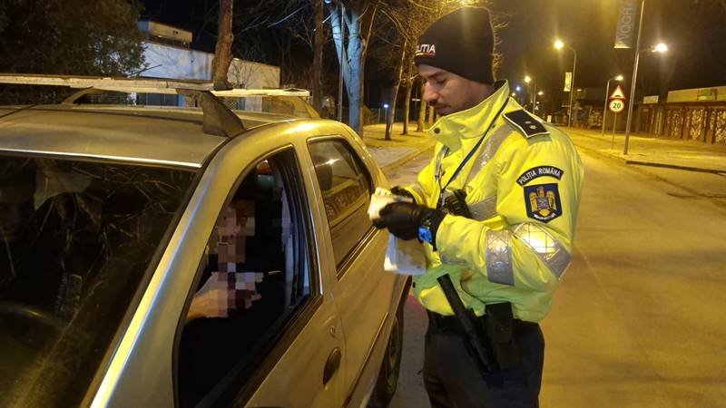 Controale în stațiunea Neptun. Amenzi uriașe și propunere de suspendare a activității pentru un club – oamenii legii au legitimat peste 60 de persoane și au fost verificate 50 de vehicule