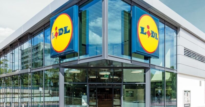 Biscuiţi retraşi de pe rafturi din magazinele LIDL. Pot conţine bucățele de metal: „Clienţii să nu consume în niciun caz produsul”