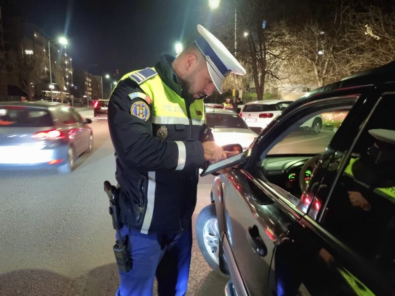 Razie a poliţiştilor constănţeni pentru prinderea şoferilor băuţi sau drogaţi. Au fost date amenzi de peste 64.000 de lei