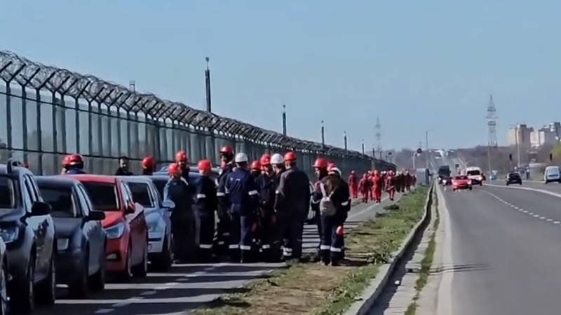 Reacția KMG International după explozia de la Petromidia: „În prezent, Rompetrol Rafinare desfășoară revizia generală a rafinăriei”