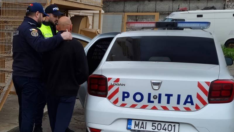 CONSTANȚA. Bărbat de 67 de ani reținut după ce și-ar fi lovit intenționat cu mașina fosta concubină