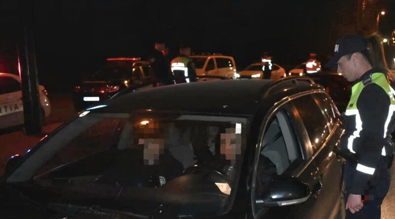 JUDEŢUL CONSTANŢA. Bărbat reţinut după ce a urcat la volan deşi nu are permis