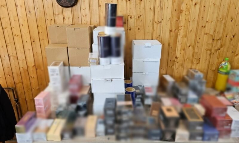 Bunuri contrafăcute în valoare de 100.000 lei, confiscate de poliţiştii de frontieră de la PTF Vama Veche