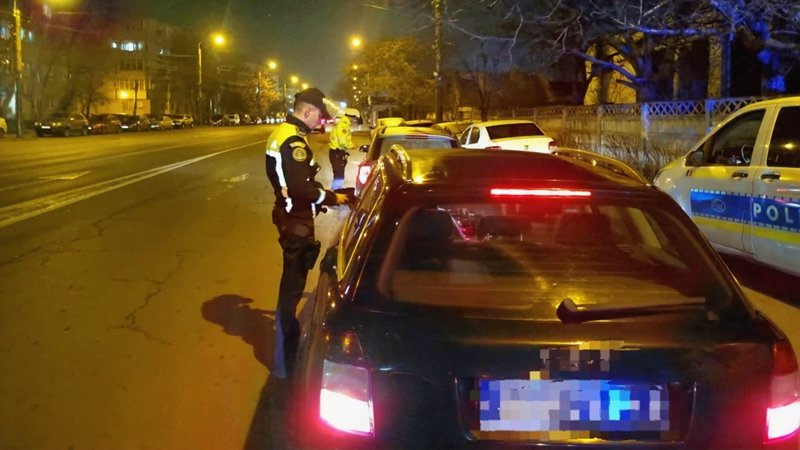 Peste 300 de polițiști au făcut controale în județul Constanța. Au fost legitimate peste 400 de persoane și au fost verificate 220 de vehicule