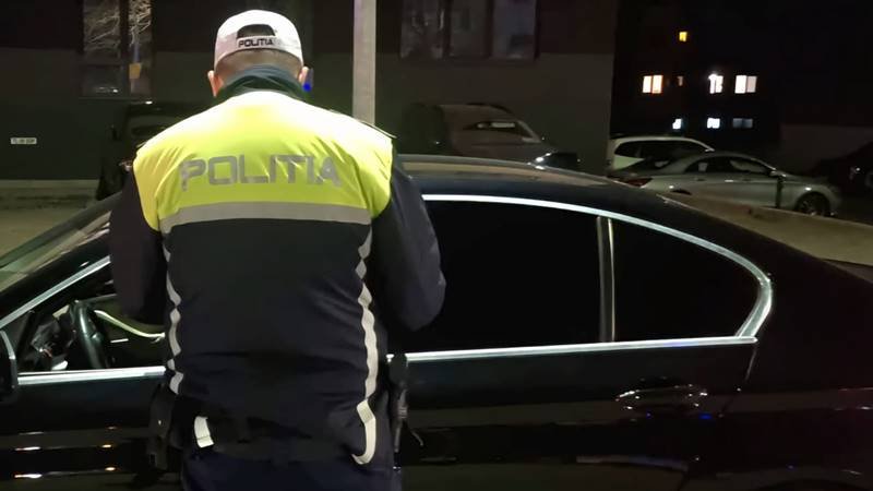 CONSTANȚA. Șase bărbați prinși cu droguri în mașină: polițiștii spun că aveau un comportament nefiresc