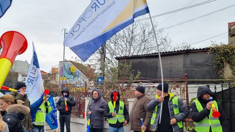 Polițiștii constănțeni vor protesta, timp de patru zile, în fața IPJ Constanța