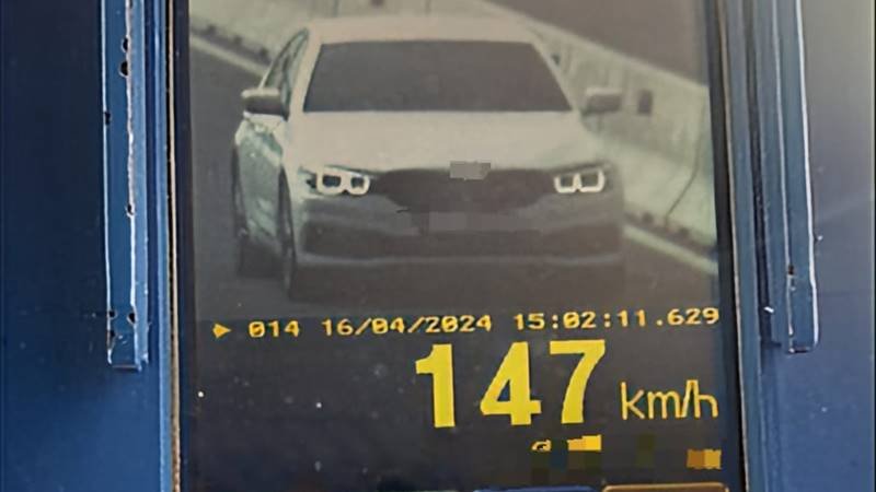 Un bărbat a fost prins conducând cu 147 de km/h, între Constanța și Valu lui Traian
