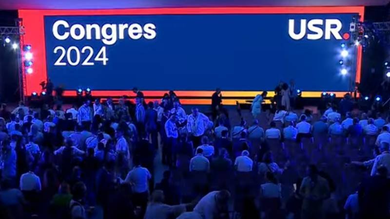 Congres USR pentru votarea candidatului la alegerile prezidențiale. Lasconi: „Mă uit la voi și simt speranță. Speranța că anul acesta, împreună vom putea salva democrația”
