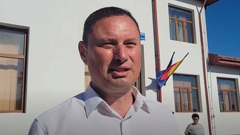 ALEGERI LOCALE COSTINEȘTI. Gheorghe Mechenici, candidatul PNL, a votat „pentru dezvoltarea Costineștiului și pentru o comunitate unită”