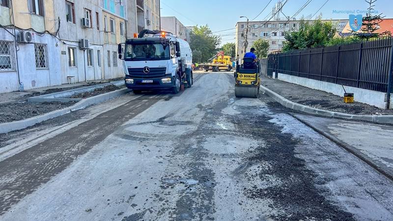 CONSTANȚA. Se reabilitează carosabilul pe strada Palas: restricții de trafic