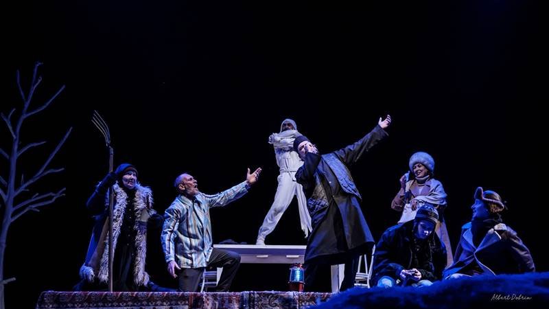 Spectacolul „La Academie” se mută la Casa de Cultură