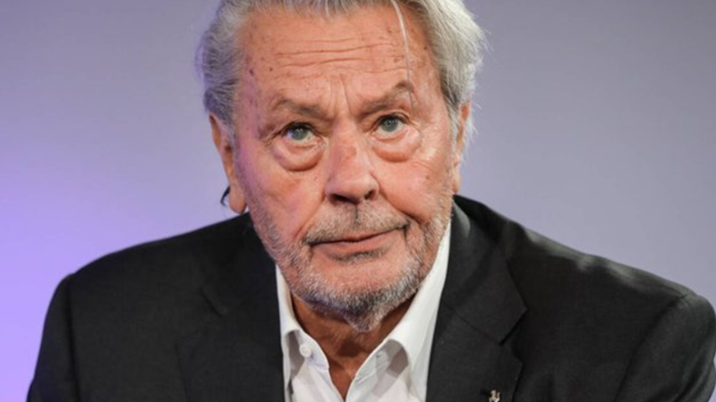 Celebrul actor Alain Delon a murit la vârsta de 88 de ani: „S-a stins din viață în liniște în casa, înconjurat de cei trei copii și de familie”