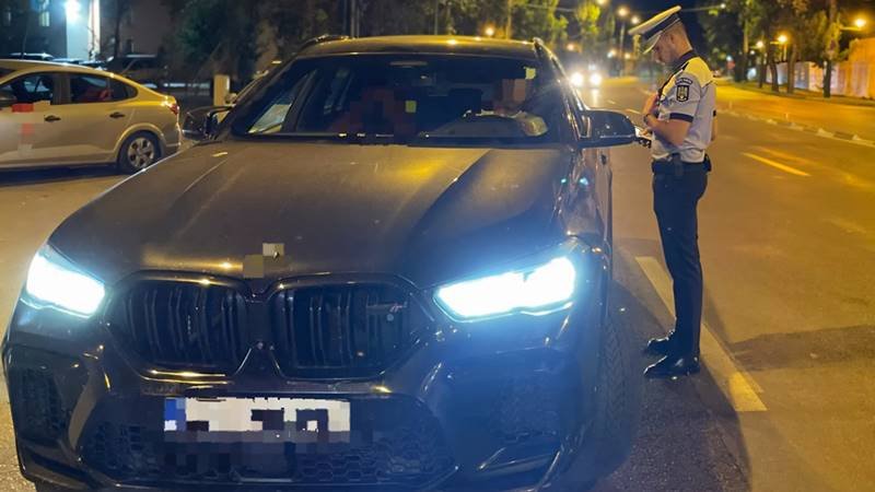 Acțiune a polițiștilor, în Cernavodă: două amenzi date, un permis reținut și patru certificate de înmatriculare retrase