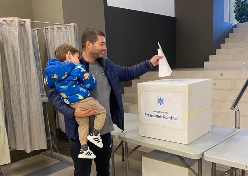 ALEGERI PREZIDENŢIALE. Peste 103.000 de români din străinătate au votat până la ora 15.00