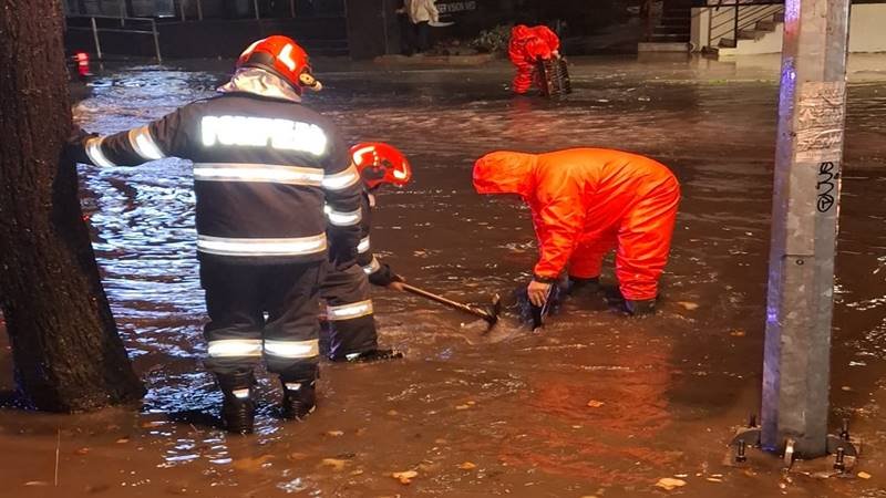 Pericol de inundații în județul Constanța. Cod roșu și cod portocaliu, în alte județe din țară – HARTĂ