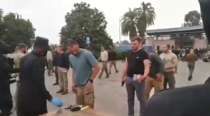 Aproape 300 de mercenari, inclusiv români, s-au predat în Congo. Primeau 8.000 de dolari pe lună: „Este o mare uşurare că ne putem întoarce în acasă”