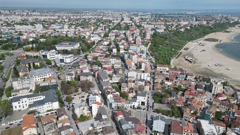 Primăria Constanța: Asociațiile de proprietari sunt obligate să asigure locuri special amenajate pentru colectarea deșeurilor