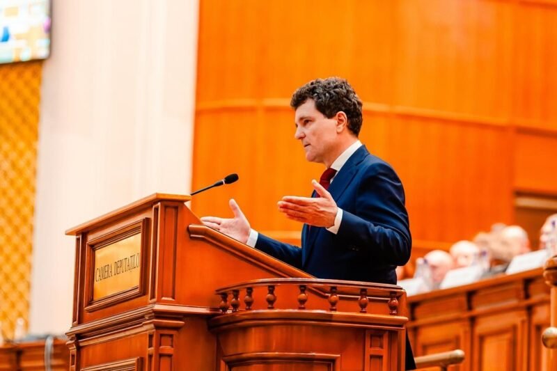 Încep negocierile pentru formarea noului Guvern. Președintele Nicuşor Dan se întâlneşte miercuri cu partidele