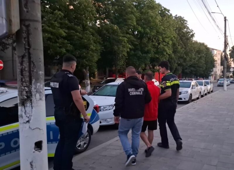 JUDEȚUL CONSTANȚA. Bărbat reținut după ce, împreună cu fiul său de 15 ani, a bătut un alt bărbat – adolescentul este cercetat în libertate