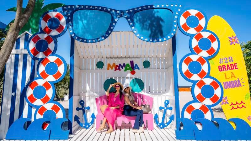 Povestea continuă! Alte două puncte foto „instagramabile”, instalate în Stațiunea Mamaia