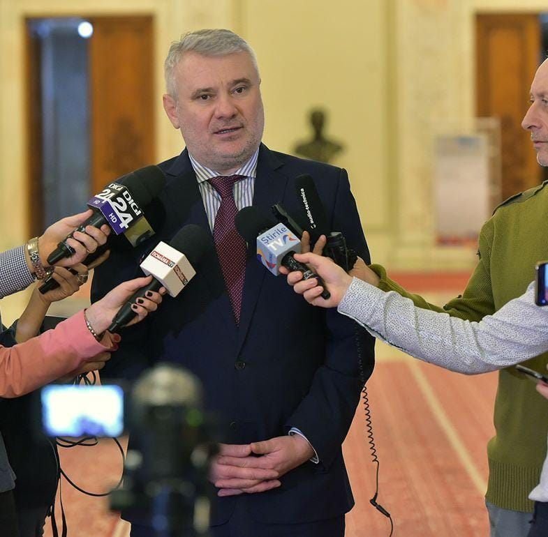 Ştirbu (PNL), despre atacul PSD asupra Guvernului: Au început să sune fiicele de la ANCOM, amantele de la ANRE. Panica e reală. Nu pentru țară, ci pentru ai lor!