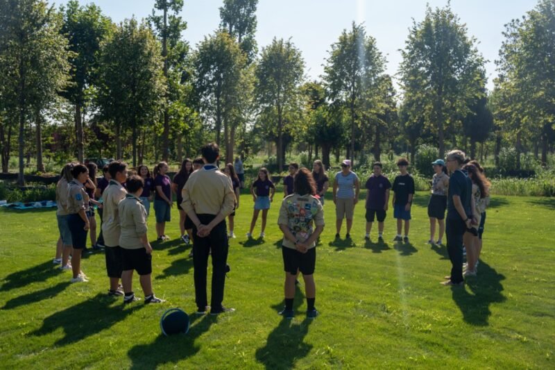 GALERIE FOTO. Activități pentru elevi și cercetași, în pepiniera IULIUS din Lazu, amenajată pentru viitorul proiect de regenerare urbană din Constanța