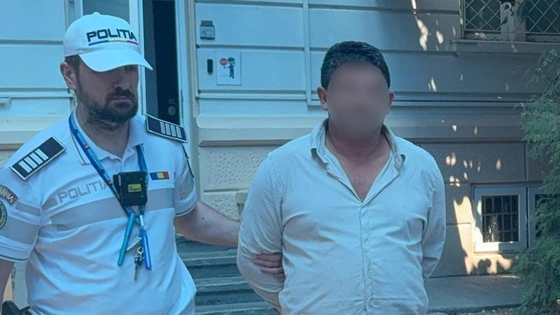 Șofer agresiv reținut de polițiști după ce a fost prins conducând beat și fără permis în Eforie