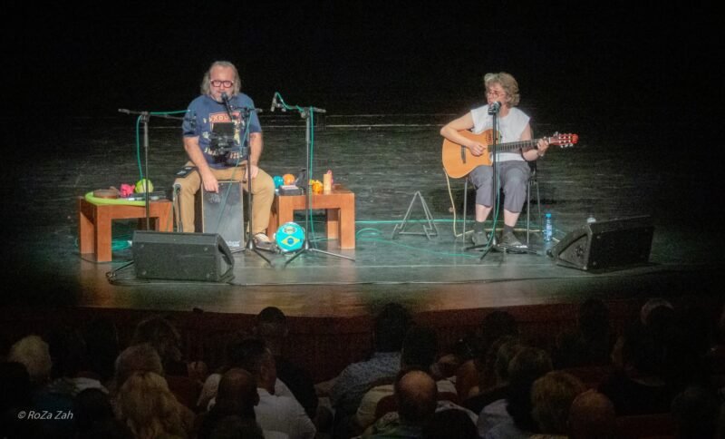 De la carte la spectacolul – concert după „Amintiri din copilărie” de Ion Creangă, întâlnire cu doi artiști-muzicieni de excepție: Ada Milea și Berti Barbera